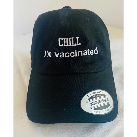 HAT "CHILL I'M VACCINATED" BASEBALL CAP - Picture 4 of 4